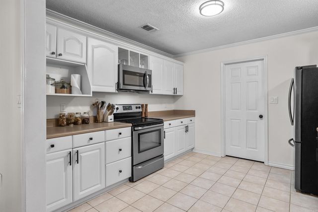 15 Red Oak Drive, Cabot, AR 72023