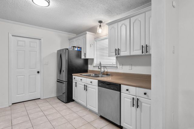 15 Red Oak Drive, Cabot, AR 72023