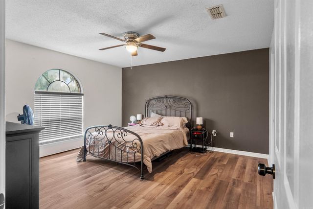 15 Red Oak Drive, Cabot, AR 72023