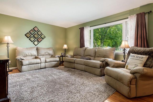 2530 Sunset Drive, Beloit, WI 53511