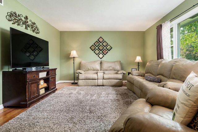 2530 Sunset Drive, Beloit, WI 53511