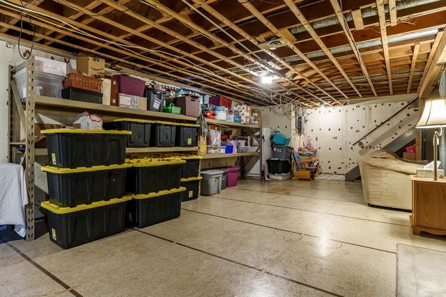 2530 Sunset Drive, Beloit, WI 53511