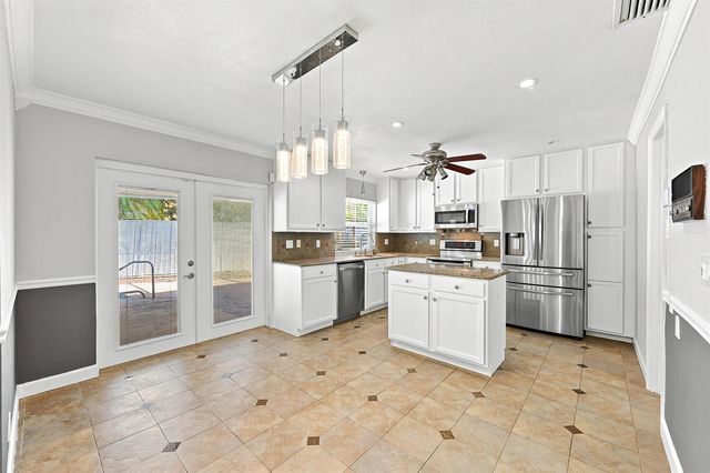 5831 NW 56TH Place, Tamarac, FL 33319