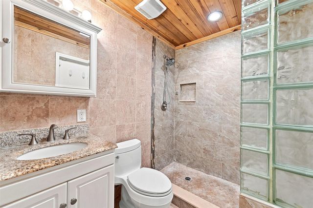 5831 NW 56TH Place, Tamarac, FL 33319
