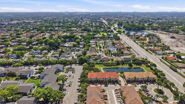5831 NW 56TH Place, Tamarac, FL 33319