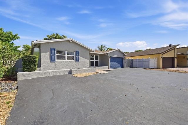 5831 NW 56TH Place, Tamarac, FL 33319