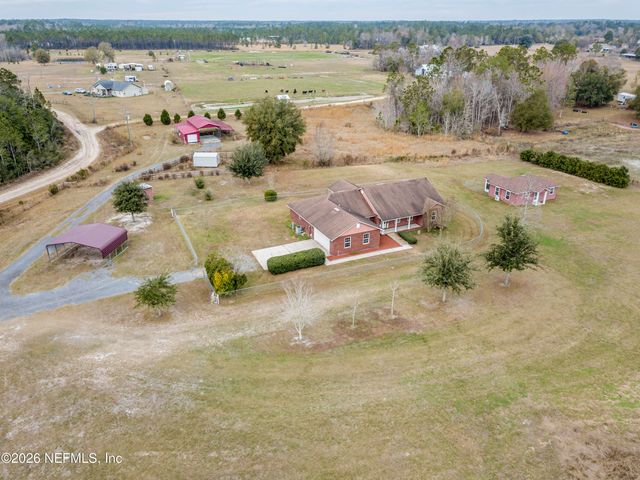 18100 CREWS Road, Glen St. Mary, FL 32040