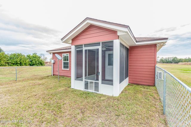 18100 CREWS Road, Glen St. Mary, FL 32040