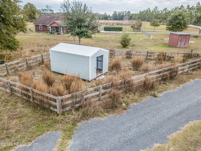 18100 CREWS Road, Glen St. Mary, FL 32040