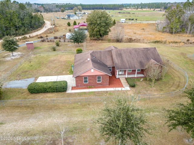 18100 CREWS Road, Glen St. Mary, FL 32040