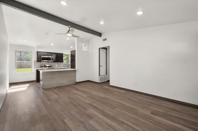 5701 Guildwood Drive, Arlington, TX 76017