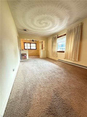 504 Eisenhower CIR, Portsmouth, VA 23701