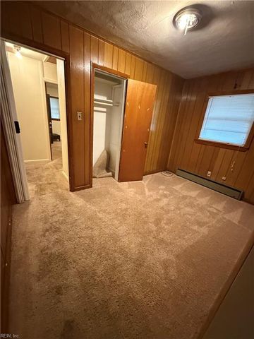 504 Eisenhower CIR, Portsmouth, VA 23701