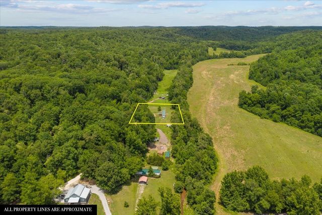 2900 Jack Branch Rd, Waverly, TN 37185