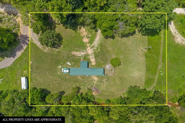 2900 Jack Branch Rd, Waverly, TN 37185