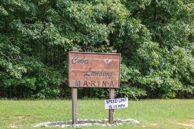 2900 Jack Branch Rd, Waverly, TN 37185