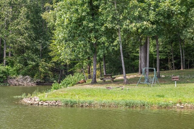 2900 Jack Branch Rd, Waverly, TN 37185