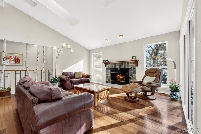 412 Stryker Court, Ballwin, MO 63021