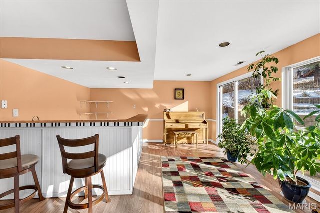 412 Stryker Court, Ballwin, MO 63021