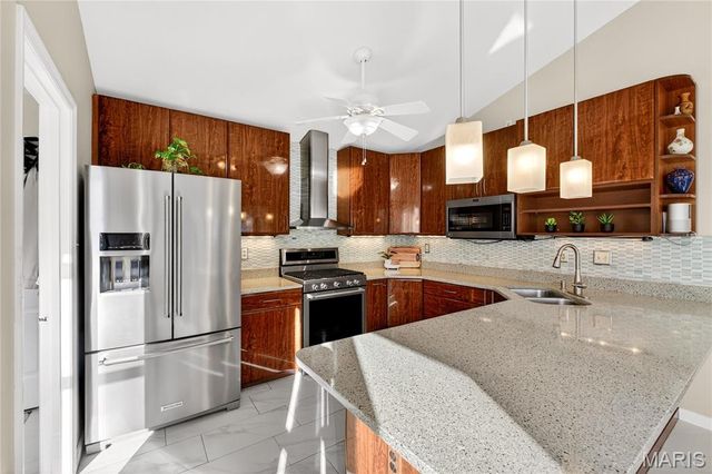 412 Stryker Court, Ballwin, MO 63021