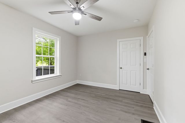 305 S Irwin St, Manchester, TN 37355