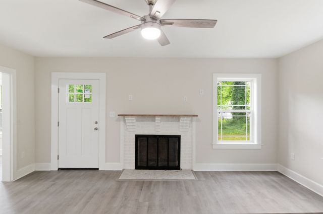 305 S Irwin St, Manchester, TN 37355