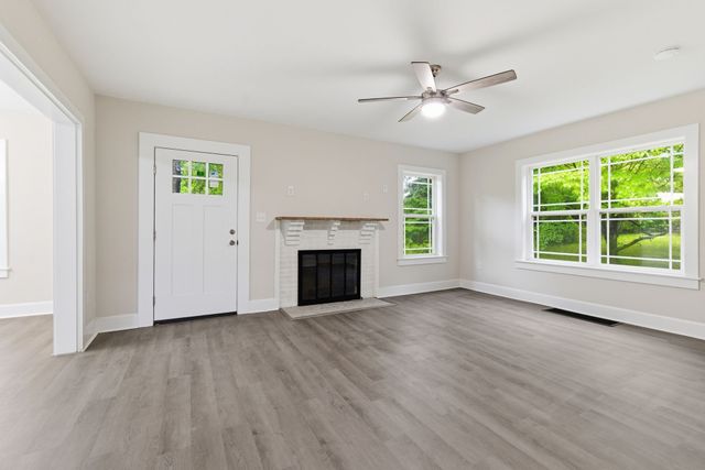 305 S Irwin St, Manchester, TN 37355