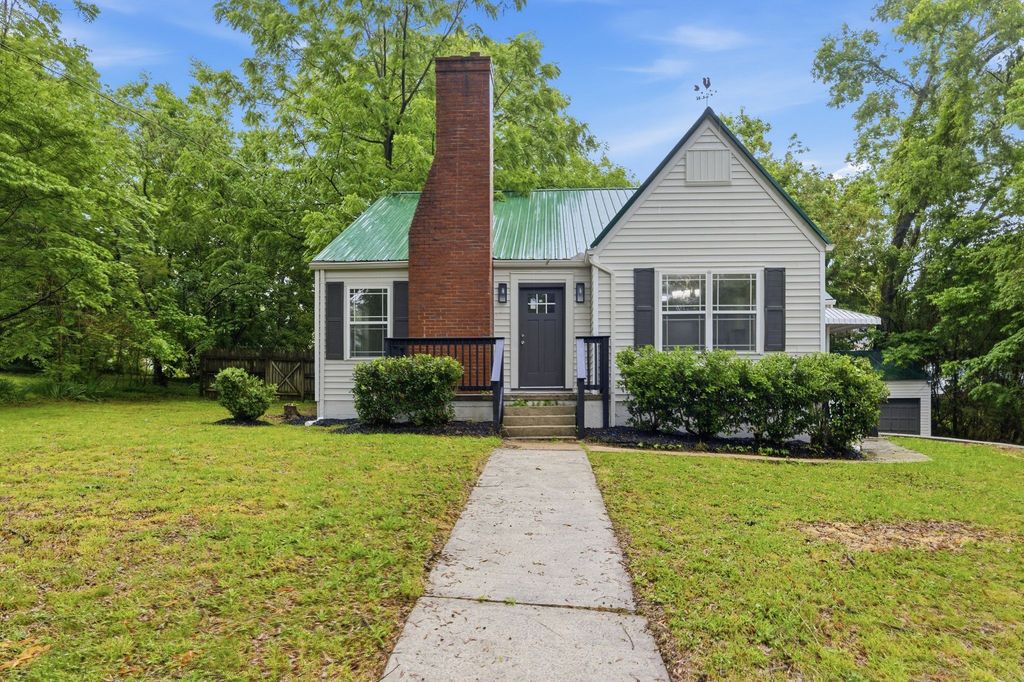 305 S Irwin St, Manchester, TN 37355