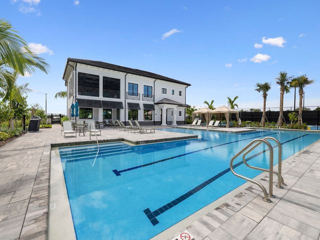 4415 Pinafore Street, Vero Beach, FL 32967