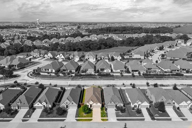 8721 Navidad Falls Drive, Mckinney, TX 75071