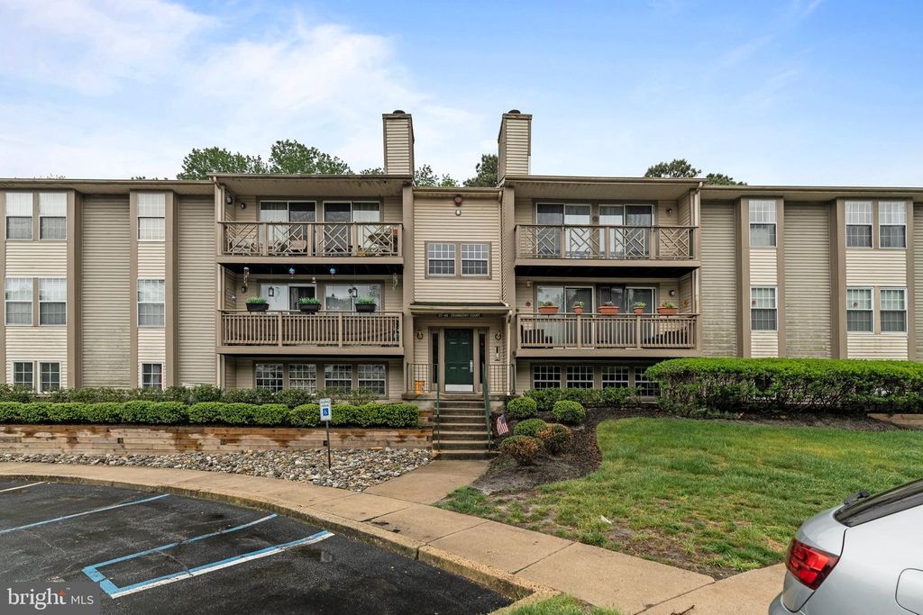 43 CRANBERRY CT, Marlton, NJ 08053