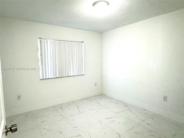1260 SE 28th Ct 104, Homestead, FL 33035