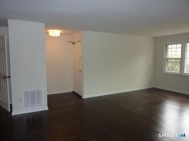 62 Heritage Hill Road APT C, New Canaan, CT 06840