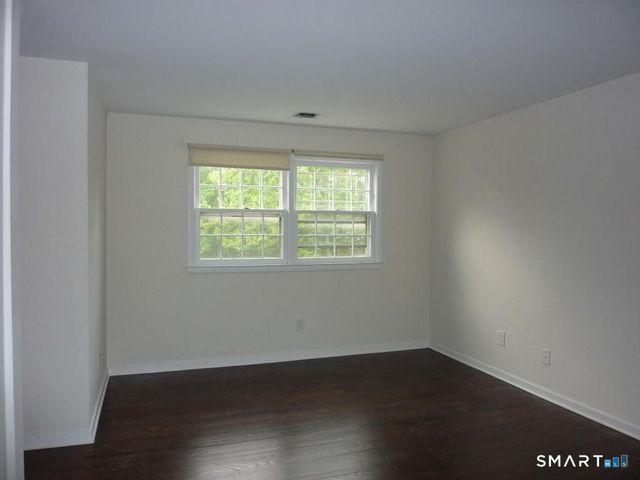62 Heritage Hill Road APT C, New Canaan, CT 06840