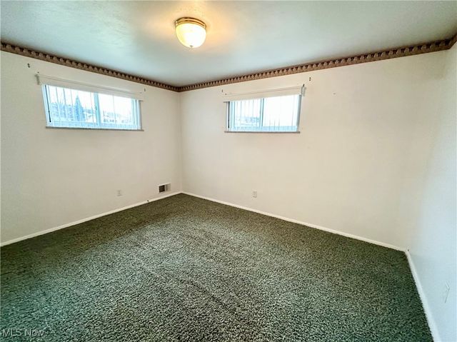 101 Sellitti Lane, Weirton, WV 26062