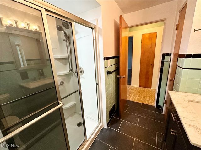 101 Sellitti Lane, Weirton, WV 26062