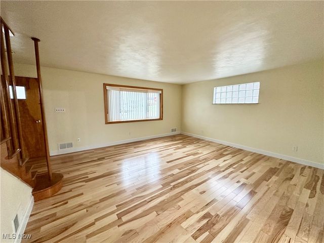 101 Sellitti Lane, Weirton, WV 26062