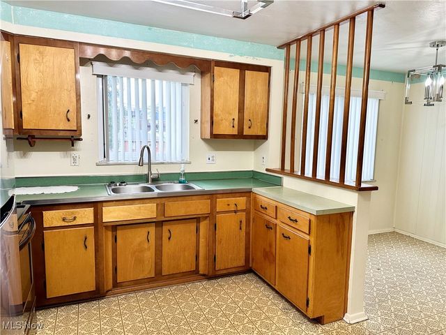 101 Sellitti Lane, Weirton, WV 26062