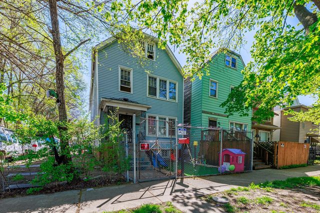 8119 S Escanaba Avenue, Chicago, IL 60617