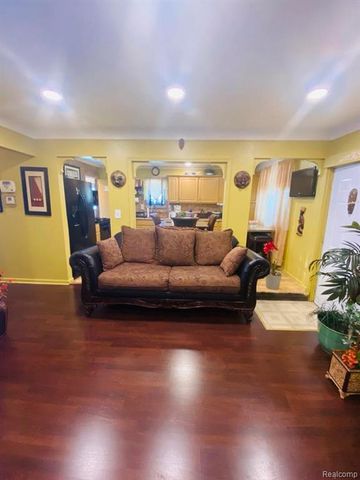 24775 Cunningham Avenue, Warren, MI 48091