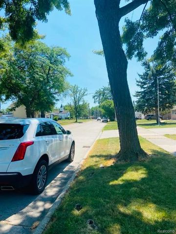 24775 Cunningham Avenue, Warren, MI 48091