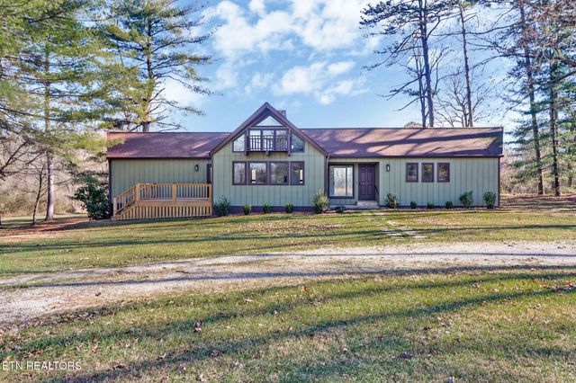 1651 Pennsylvania Ave, Jamestown, TN 38556