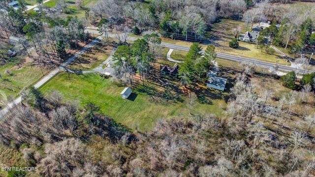 1651 Pennsylvania Ave, Jamestown, TN 38556