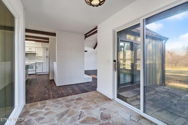 1651 Pennsylvania Ave, Jamestown, TN 38556