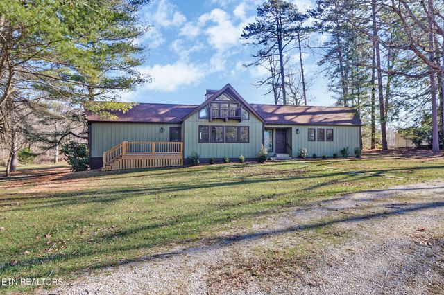 1651 Pennsylvania Ave, Jamestown, TN 38556