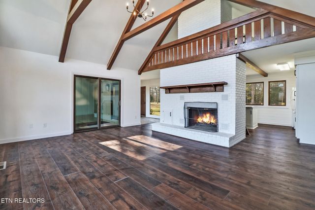 1651 Pennsylvania Ave, Jamestown, TN 38556