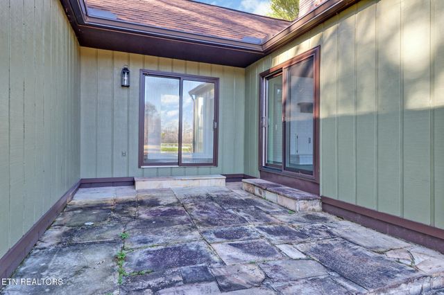 1651 Pennsylvania Ave, Jamestown, TN 38556