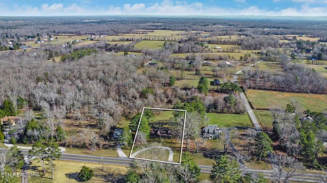 1651 Pennsylvania Ave, Jamestown, TN 38556