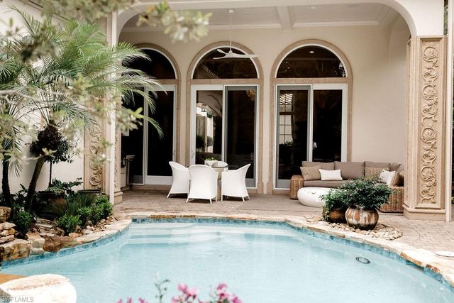 15627 Villoresi WAY, Naples, FL 34110