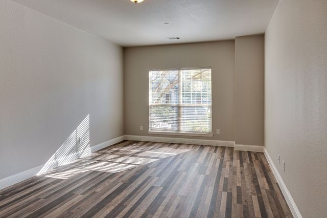 5509 Soledad Drive, Denton, TX 76208